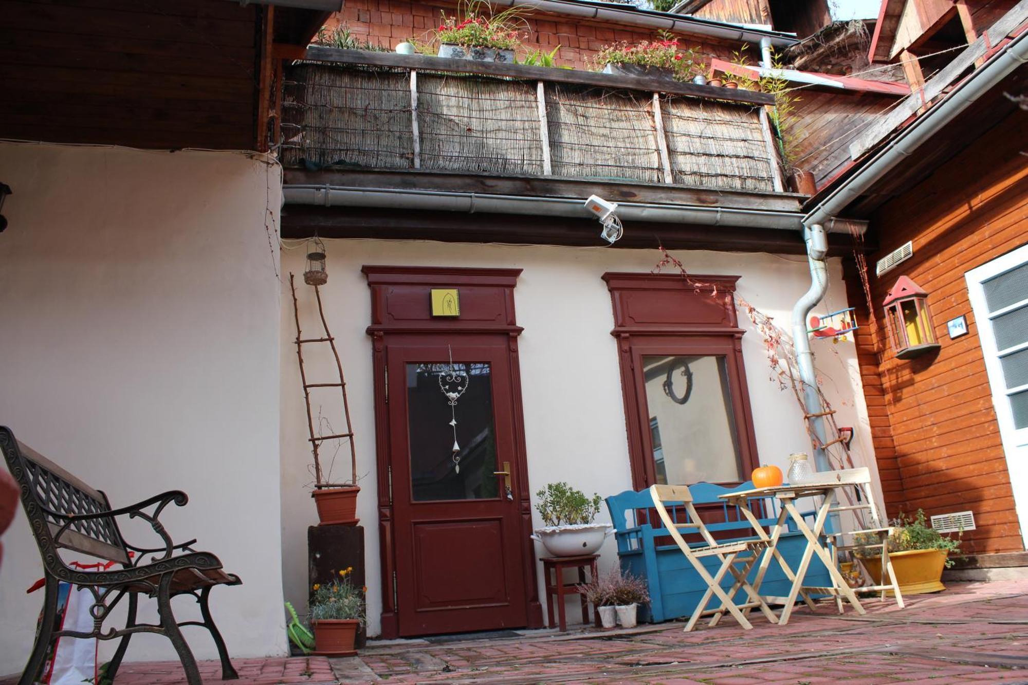 Apartman Na Zlatom Dvore Banska Stiavnica Bagian luar foto
