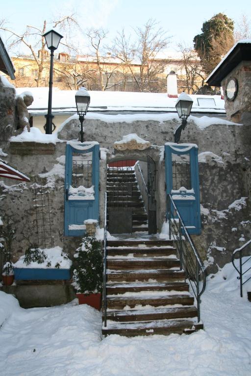 Apartman Na Zlatom Dvore Banska Stiavnica Bagian luar foto